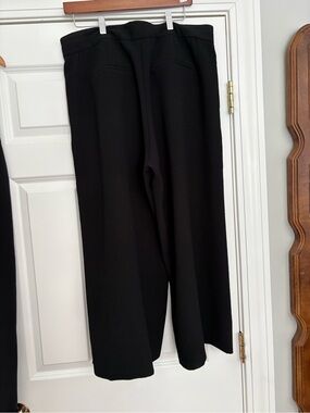 MM. Lafleur Black wide leg pants